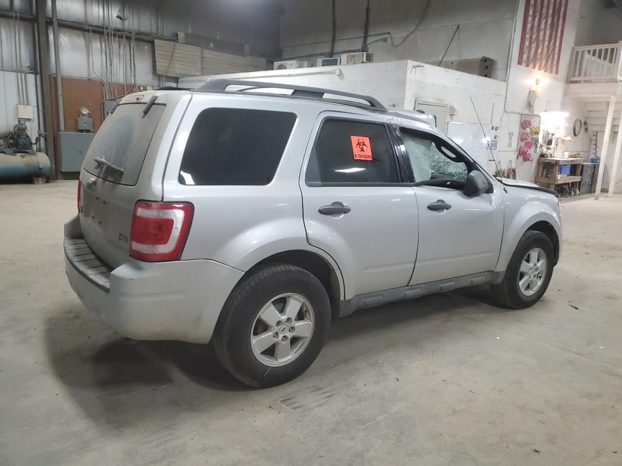 2010 Ford Escape - Image 3