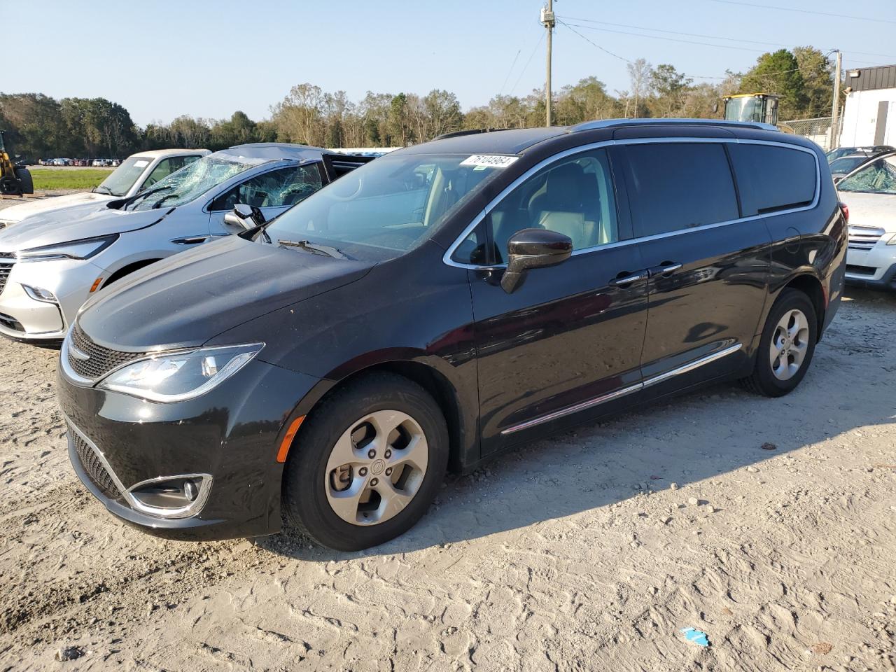 2017 Chrysler Pacifica Touring L Plus VIN: 2C4RC1EG0HR821918 Lot: 76104964