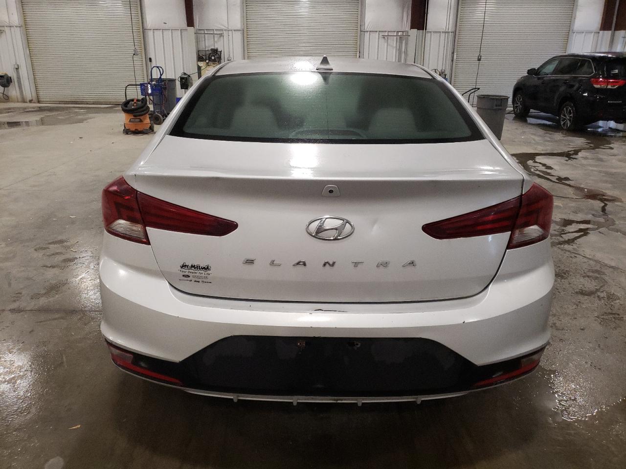 KMHD84LF9KU737657 2019 Hyundai Elantra Sel