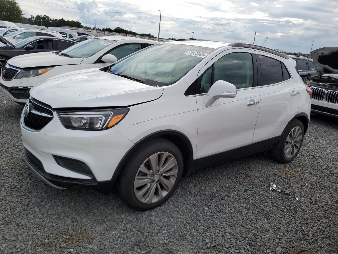 KL4CJASBXHB258163 2017 BUICK ENCORE - Image 1