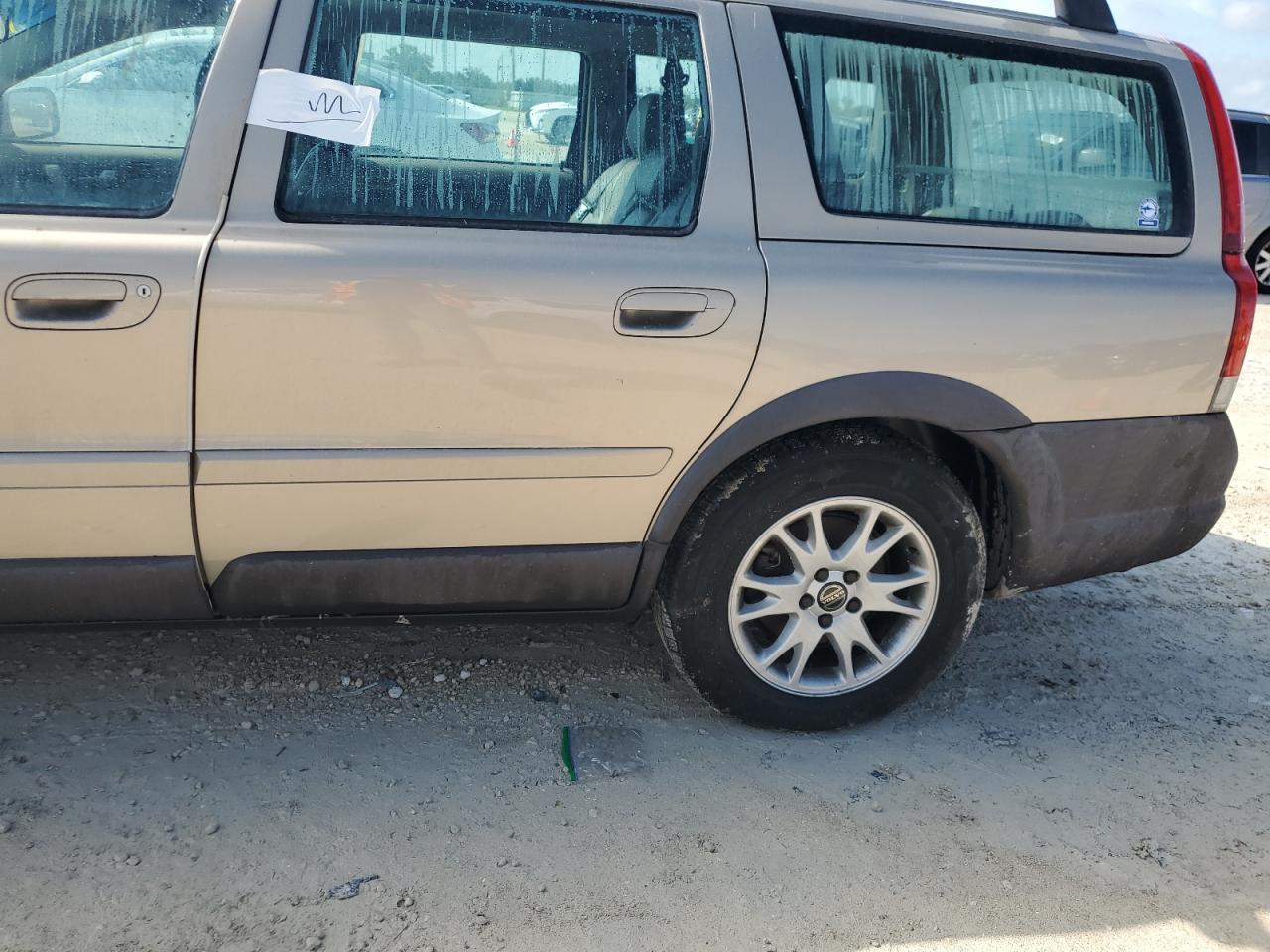 YV1SZ59H841163932 2004 Volvo Xc70