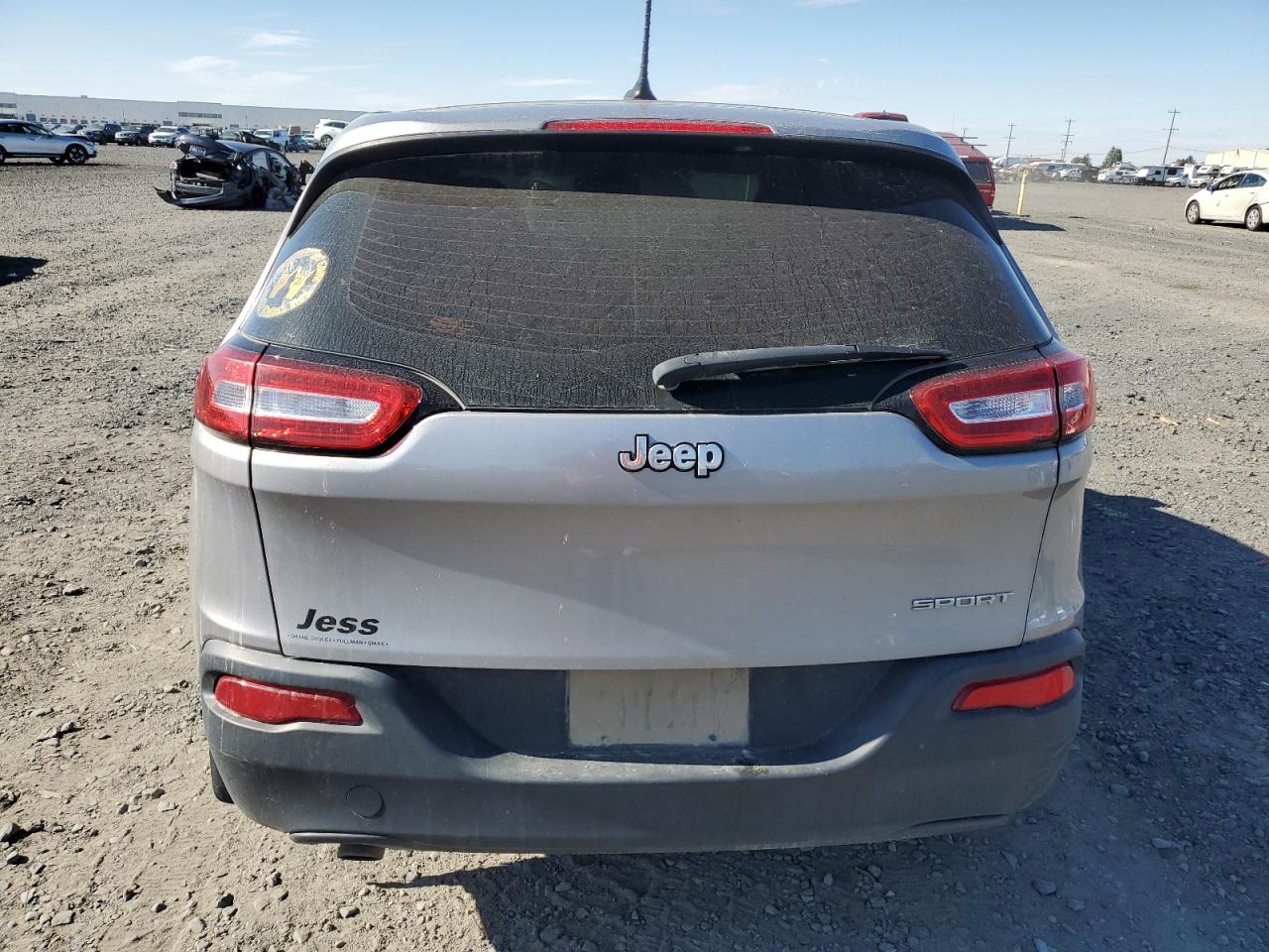 1C4PJLAB1JD595075 2018 Jeep Cherokee Sport