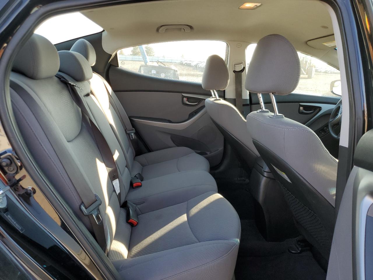 2014 Hyundai Elantra Se VIN: 5NPDH4AE8EH502115 Lot: 76042354