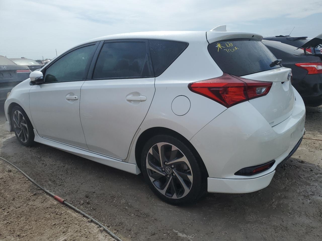 2017 Toyota Corolla - Image 2
