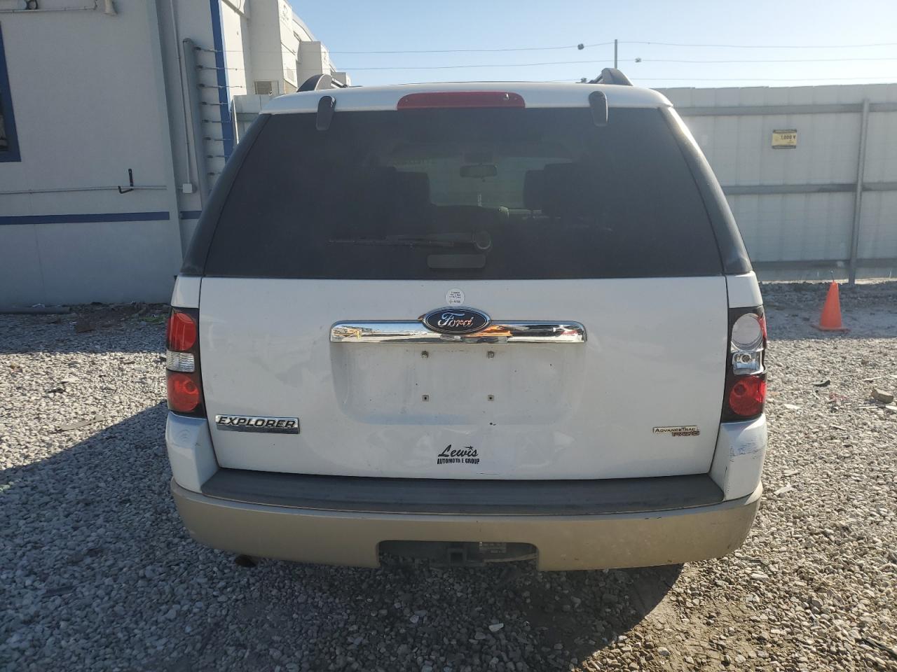 2007 Ford Explorer Eddie Bauer VIN: 1FMEU64E47UB41428 Lot: 76324864