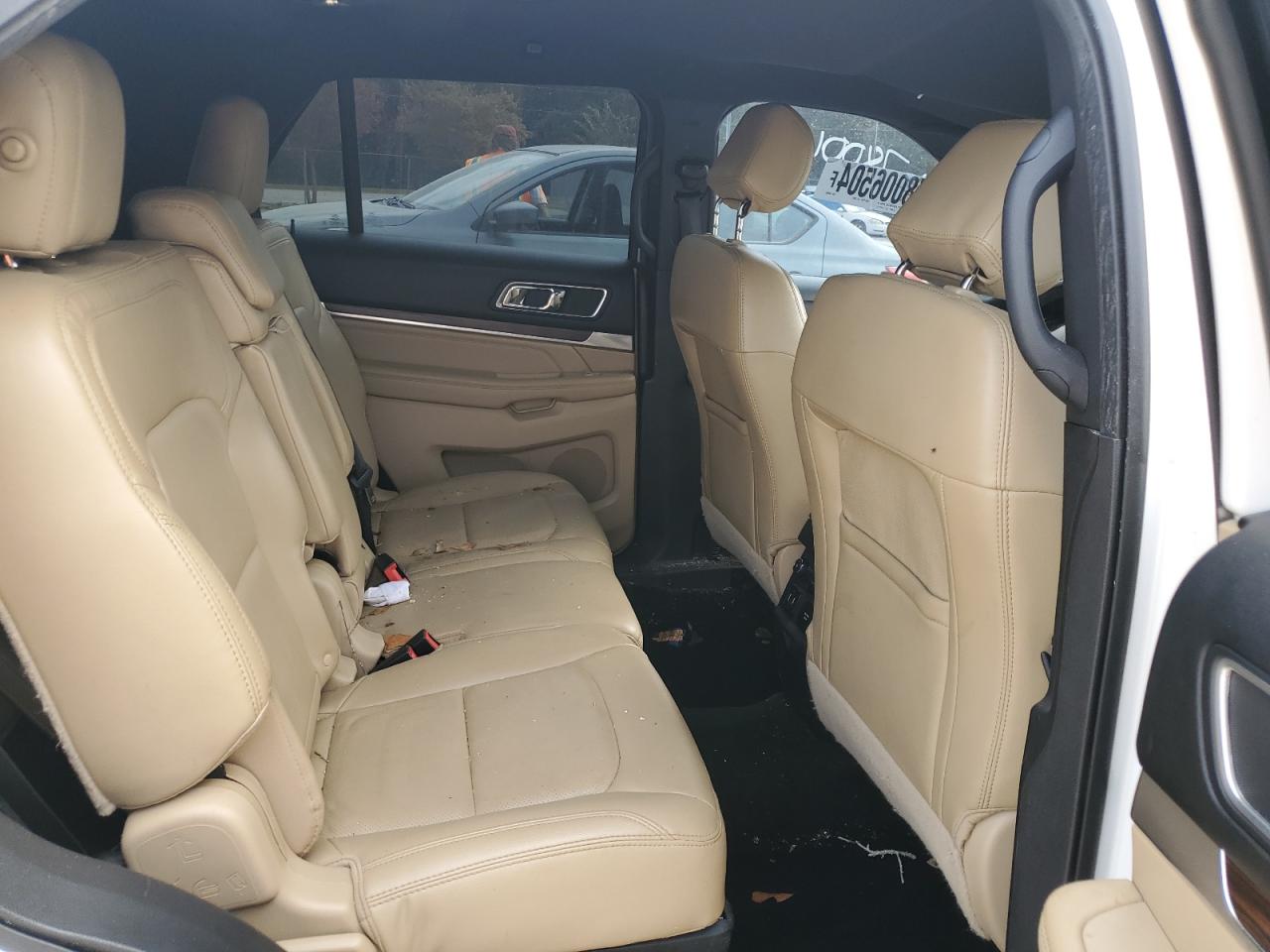2017 Ford Explorer - Image 11