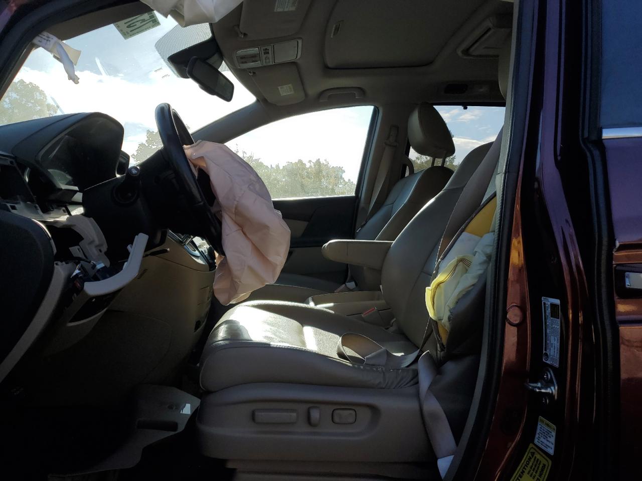 2016 Honda Odyssey - Image 7
