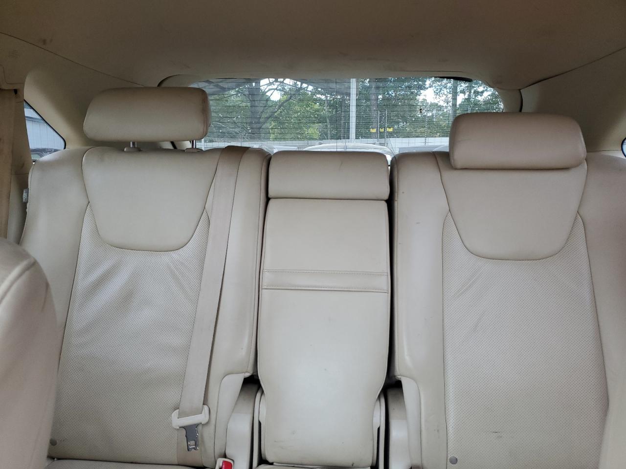 2010 Lexus RX - Image 10