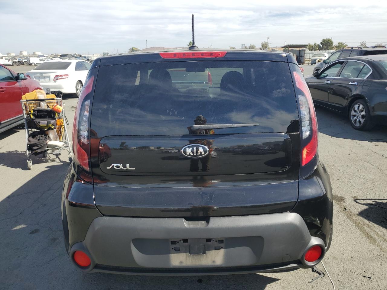 KNDJN2A21G7263455 2016 Kia Soul