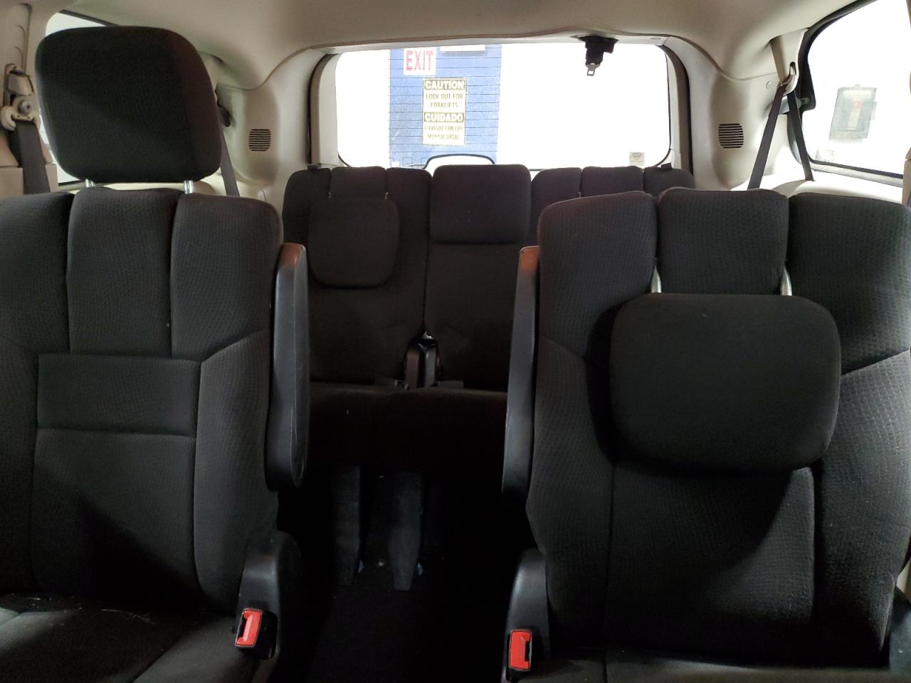 2012 Dodge Caravan - Image 10