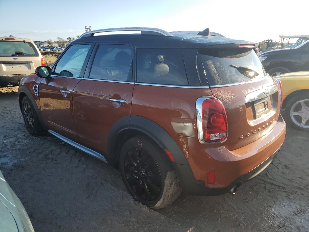 2017 MINI Cooper - Image 2