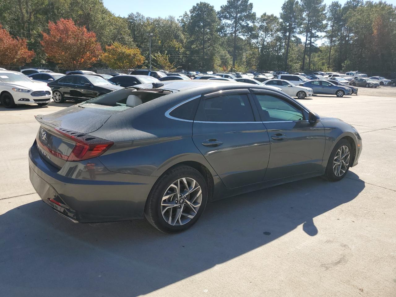 2023 Hyundai Sonata - Image 3