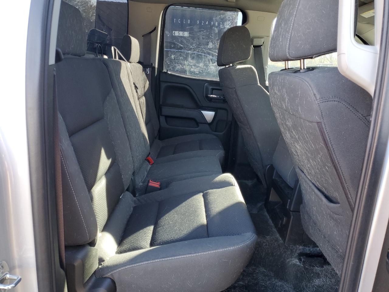 2016 Chevrolet Silverado - Image 10