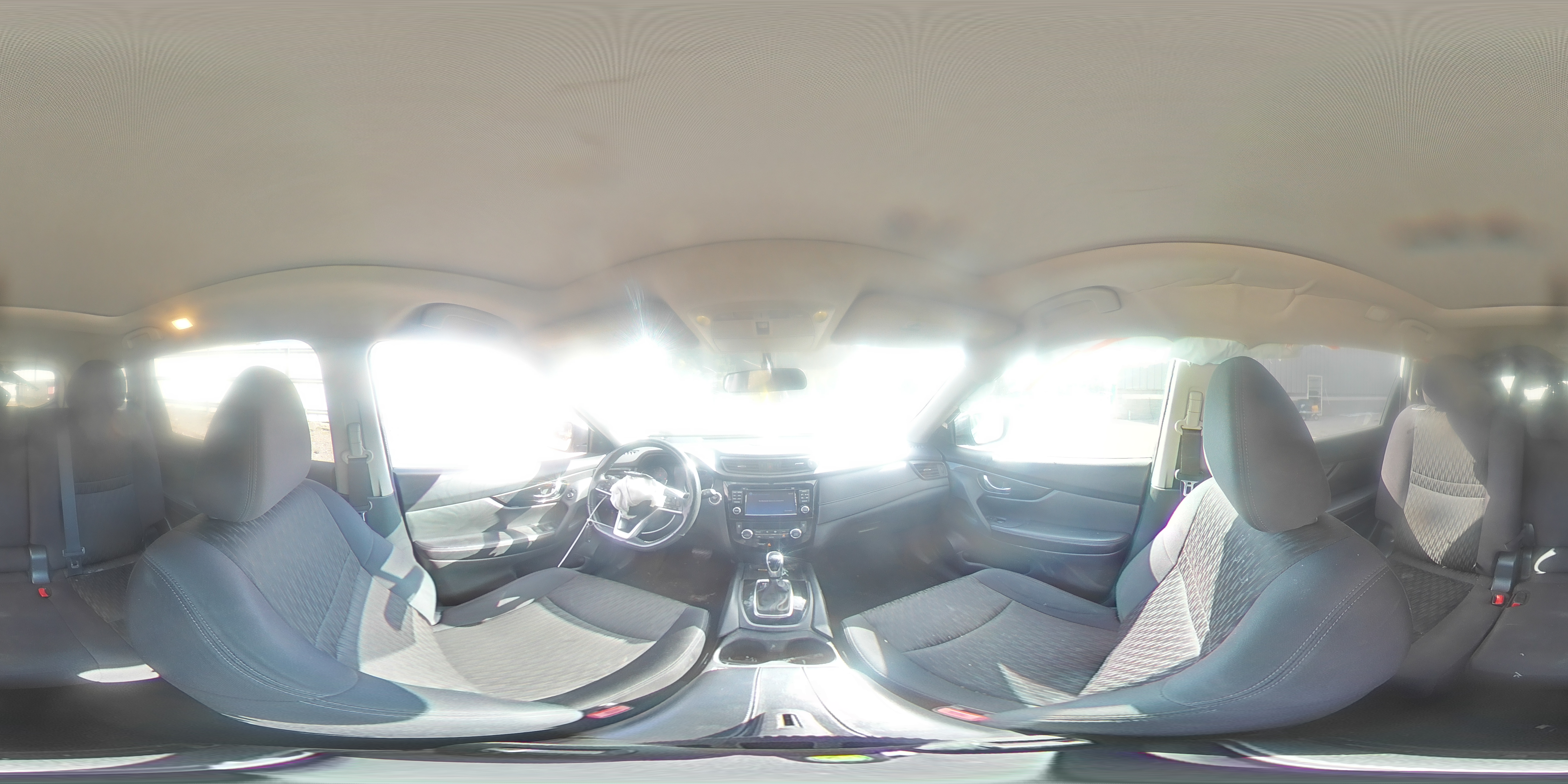 2017 Nissan Rogue - Image 14