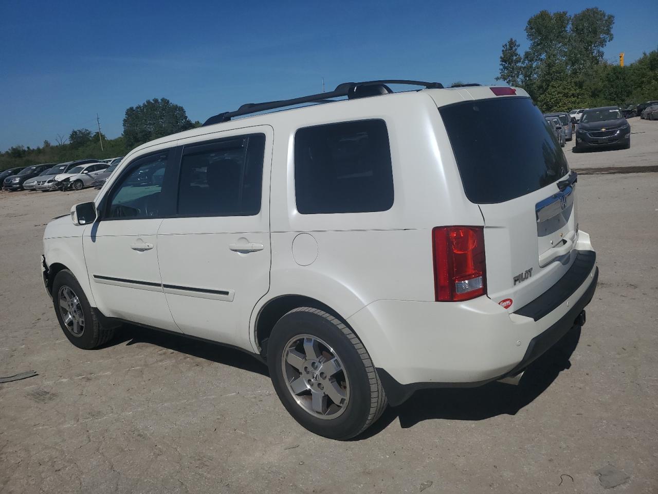 2011 Honda Pilot - Image 2
