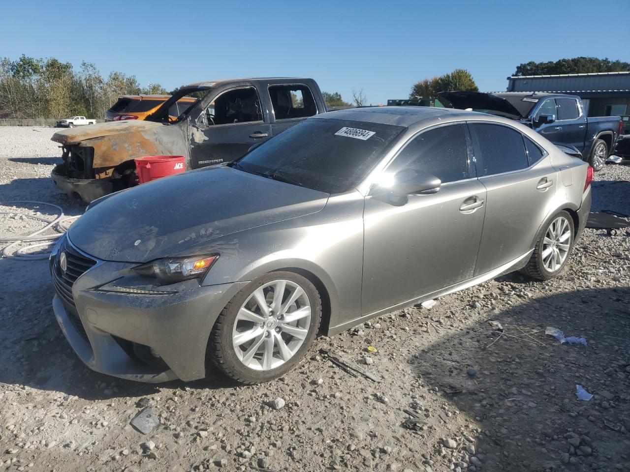 2016 Lexus IS - Image 1