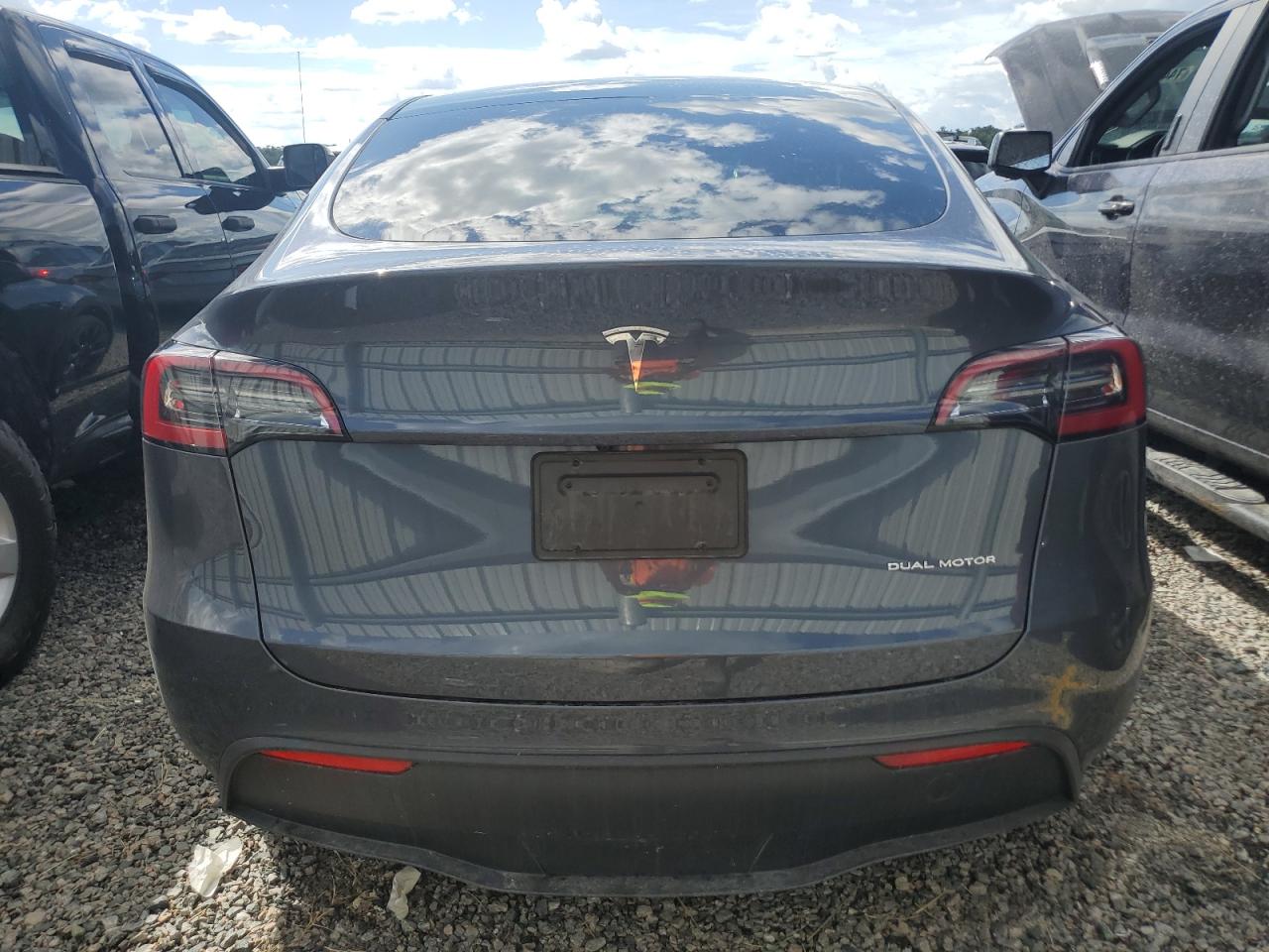 7SAYGDEE2PA075241 2023 Tesla Model Y