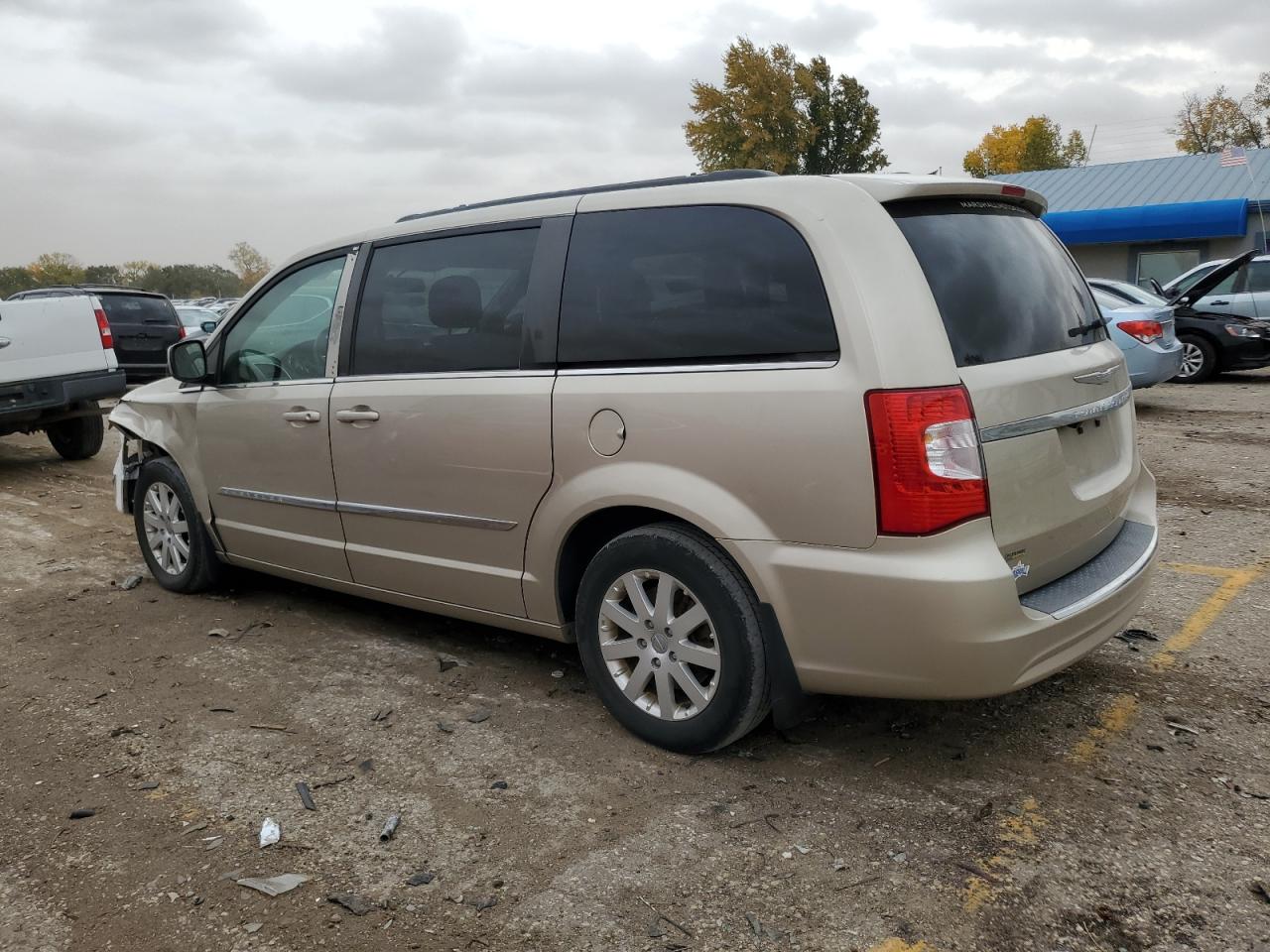 VIN 2C4RC1BG8ER131866 2014 CHRYSLER MINIVAN no.2