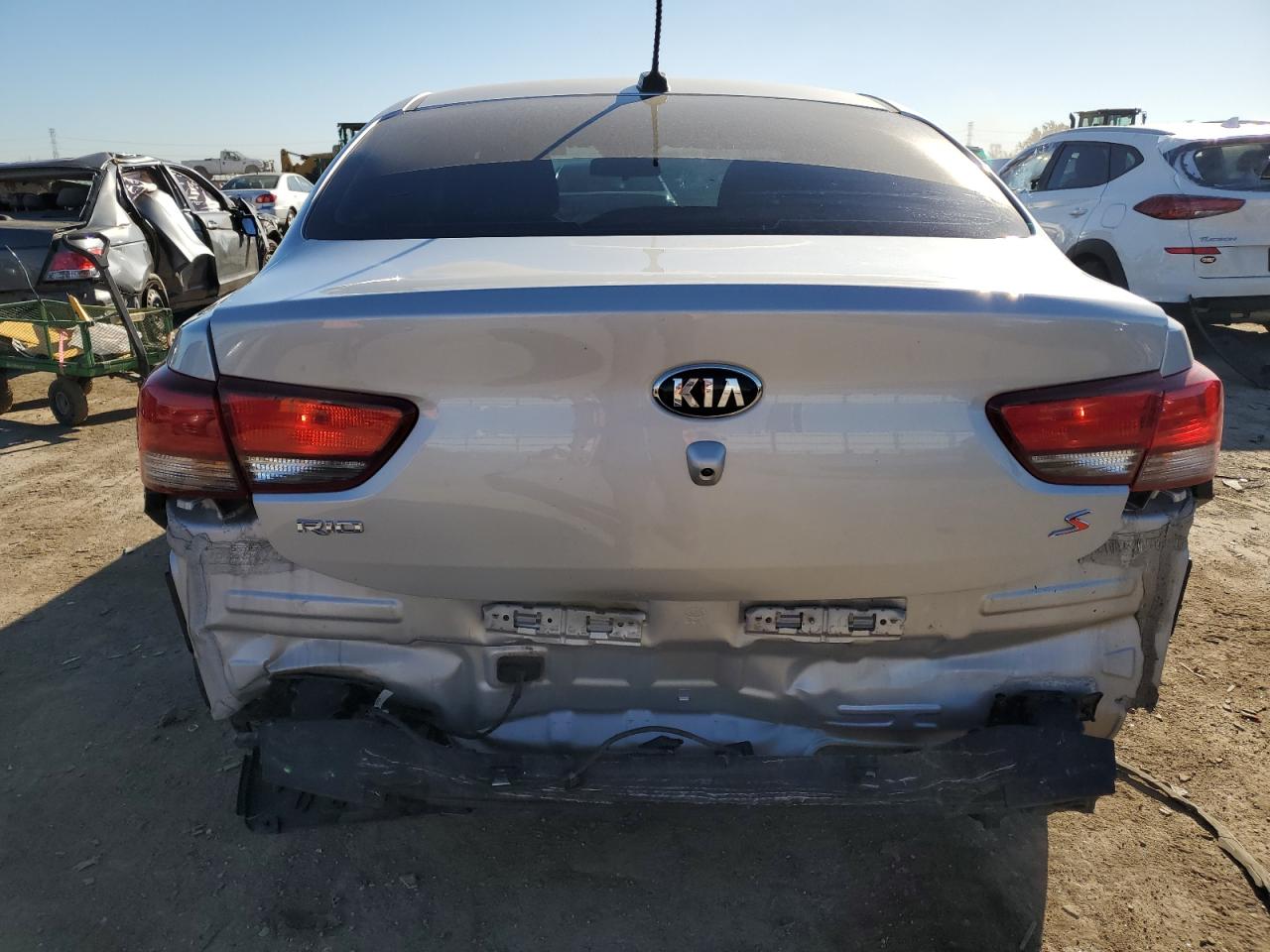 3KPA24ABXKE170432 2019 Kia Rio S