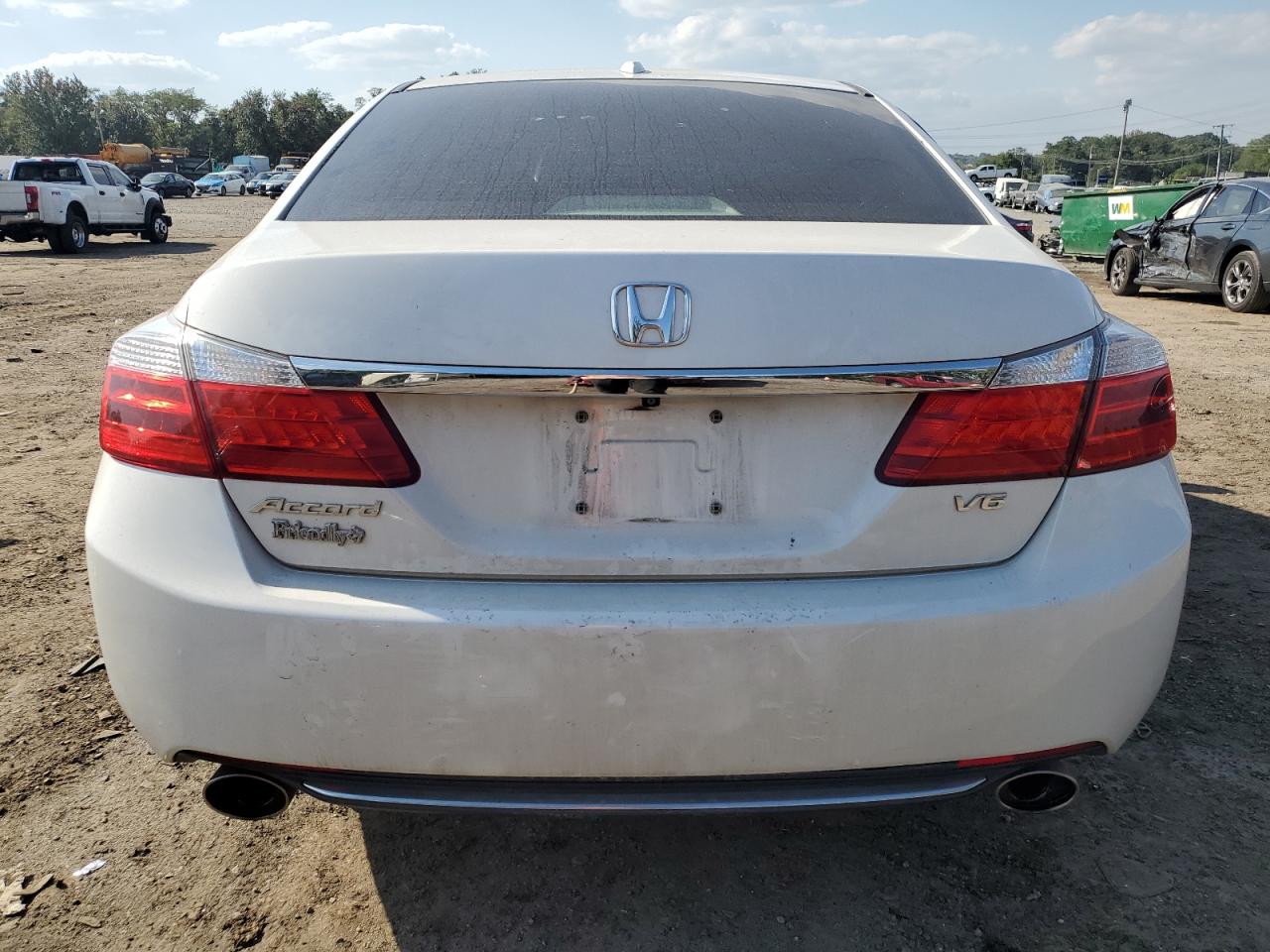 1HGCR3F88FA018476 2015 Honda Accord Exl