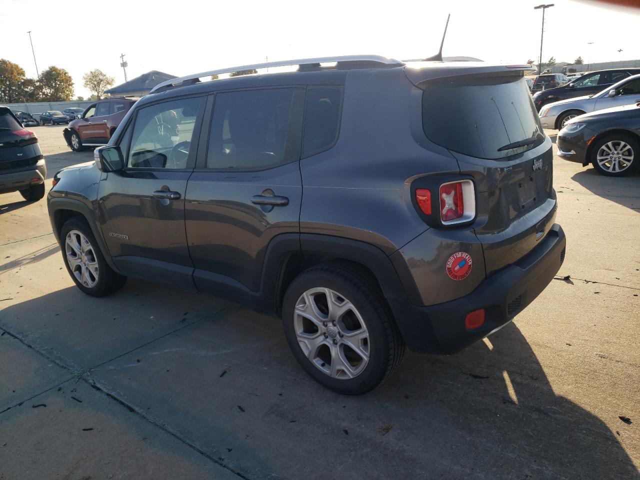 2018 Jeep Renegade - Image 2