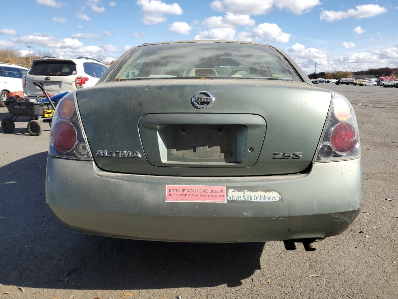 2002 Nissan Altima Base VIN: 1N4AL11D52C129927 Lot: 77950524