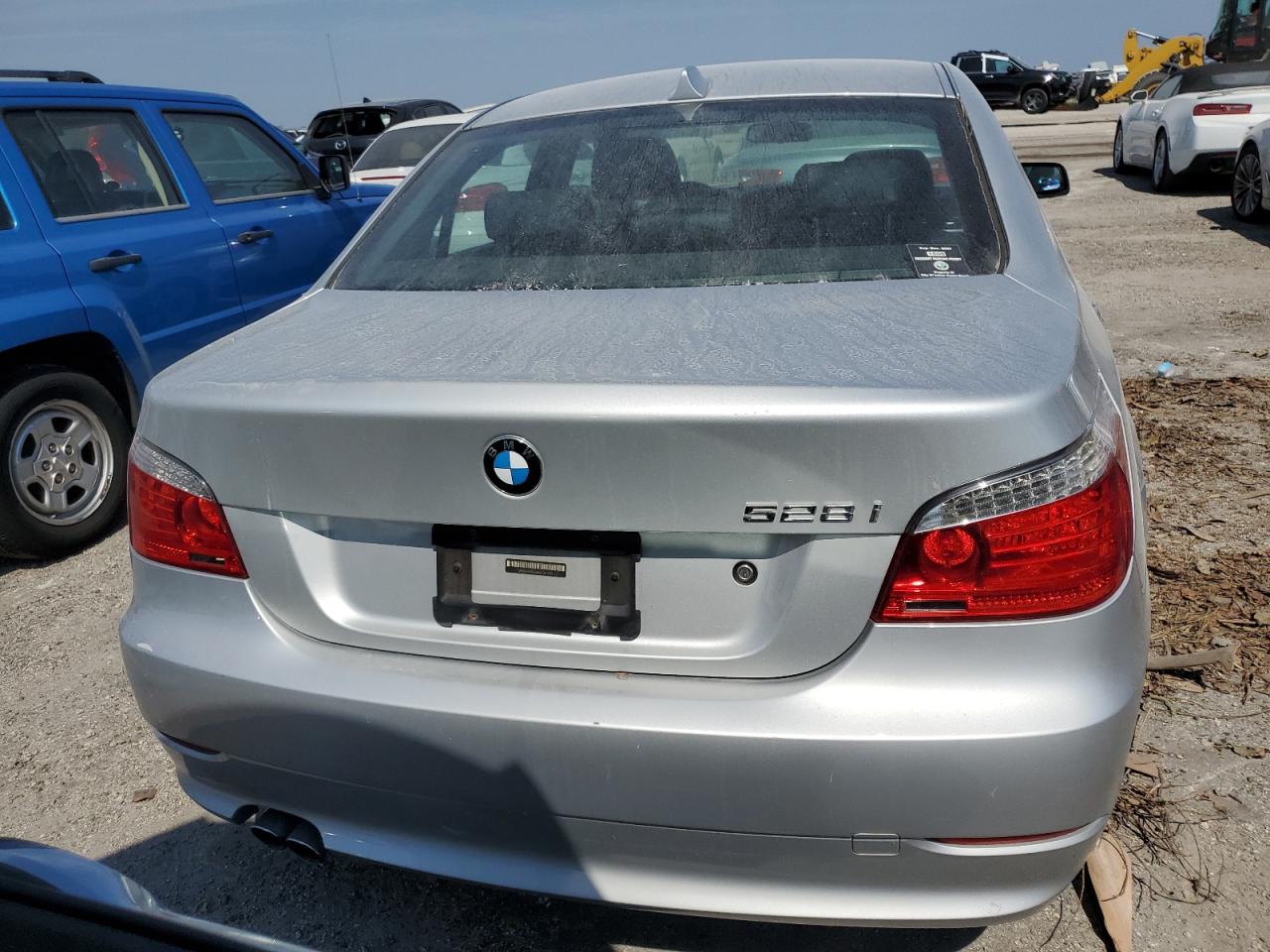 WBANU5C58AC124593 2010 BMW 528 I