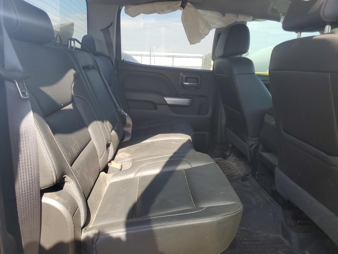 2018 Chevrolet Silverado - Image 10