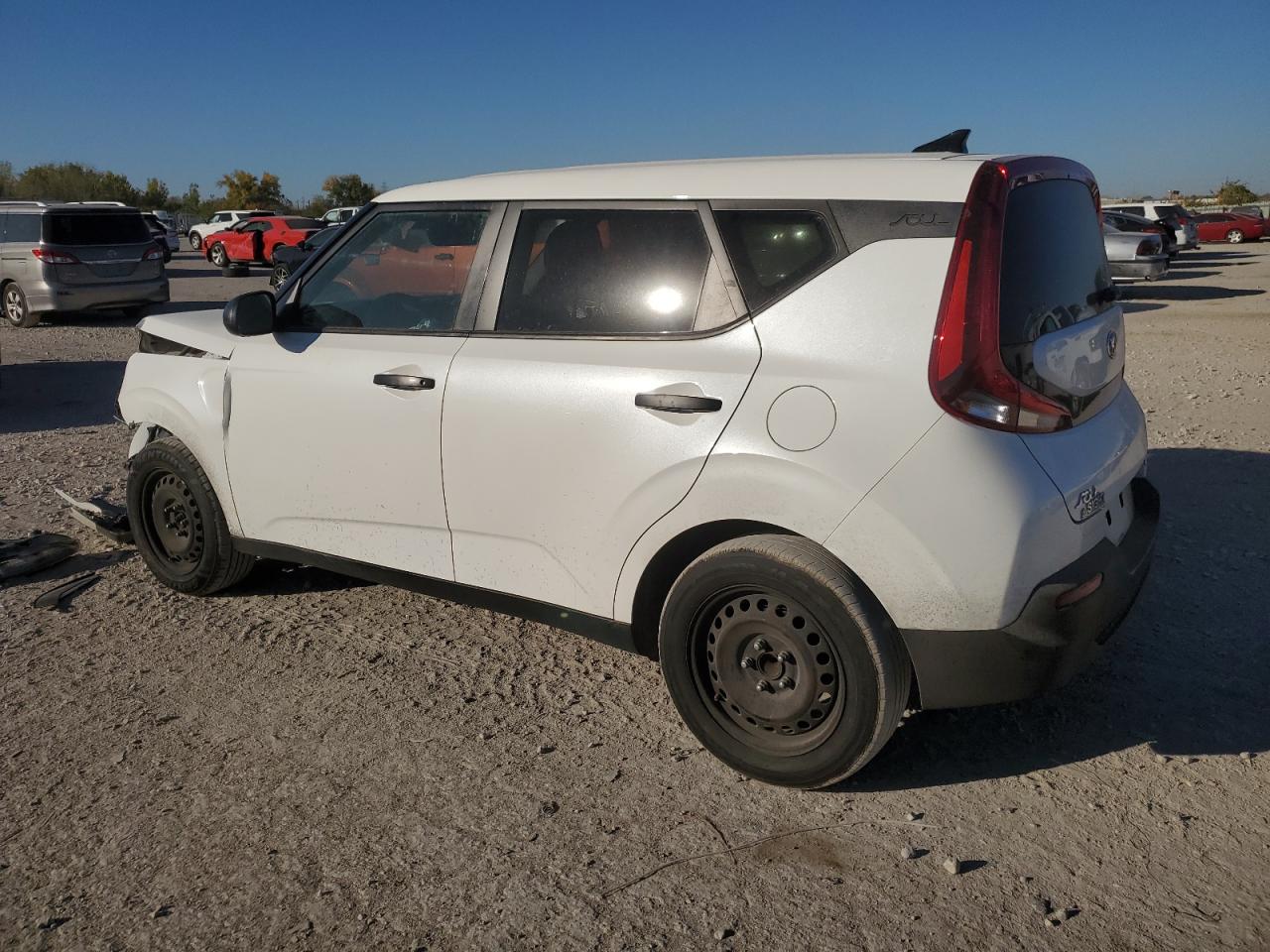2020 Kia Soul - Image 2
