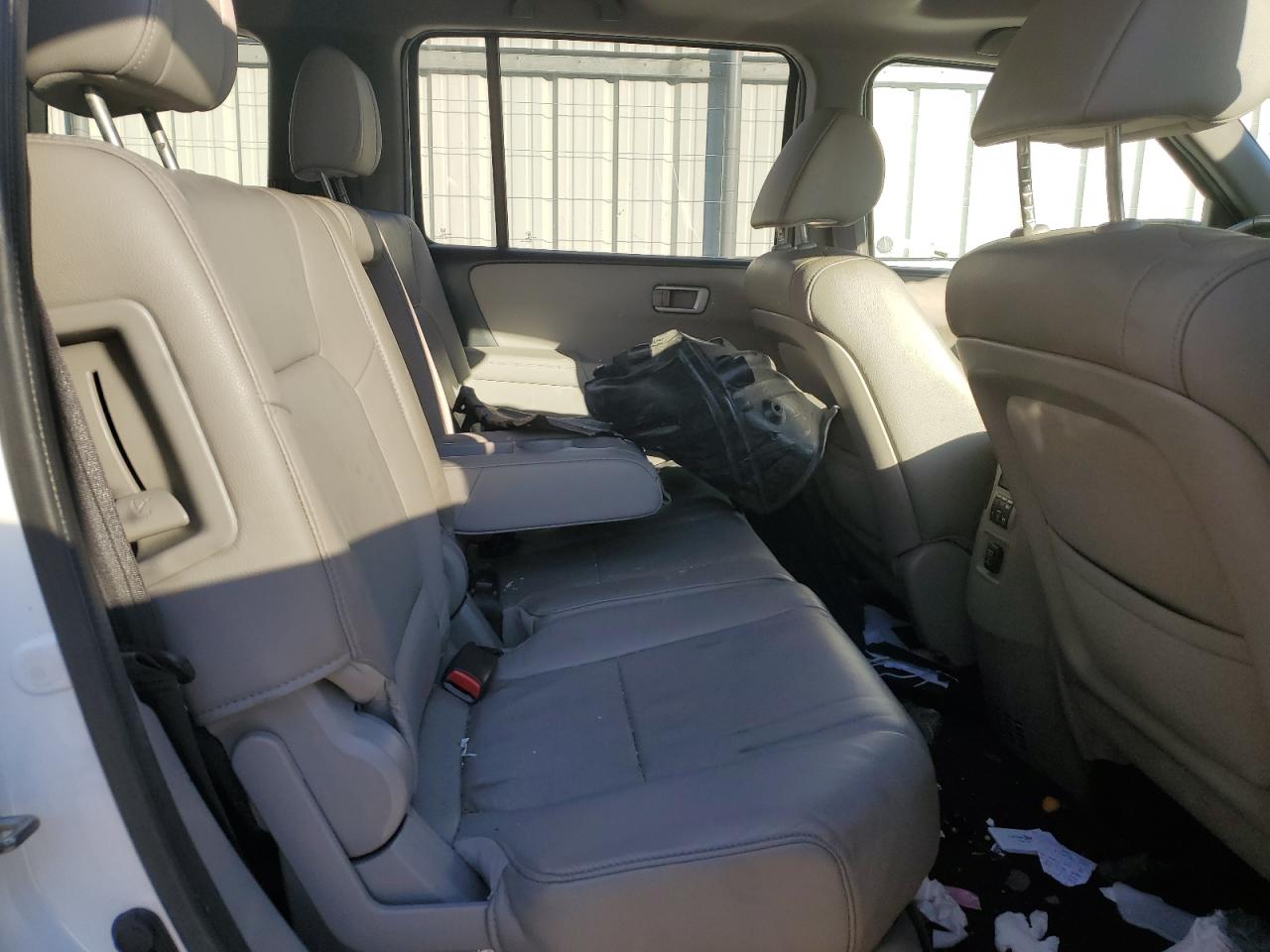 2015 Honda Pilot - Image 11
