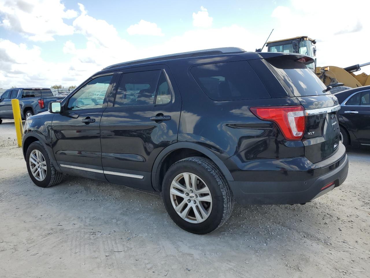 1FM5K8D89KGA81407 2019 FORD EXPLORER - Image 2