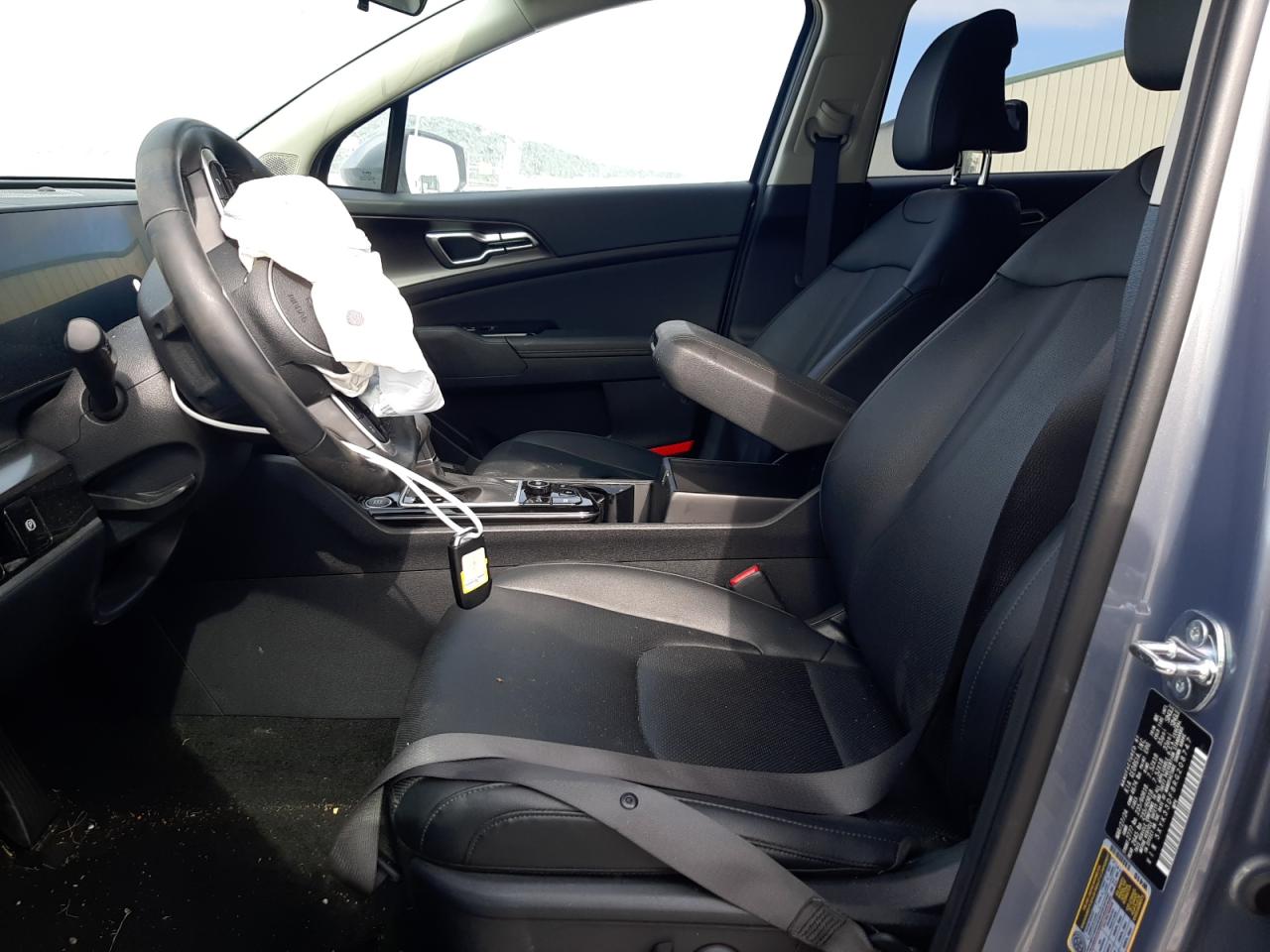 2024 Kia Sportage - Image 7