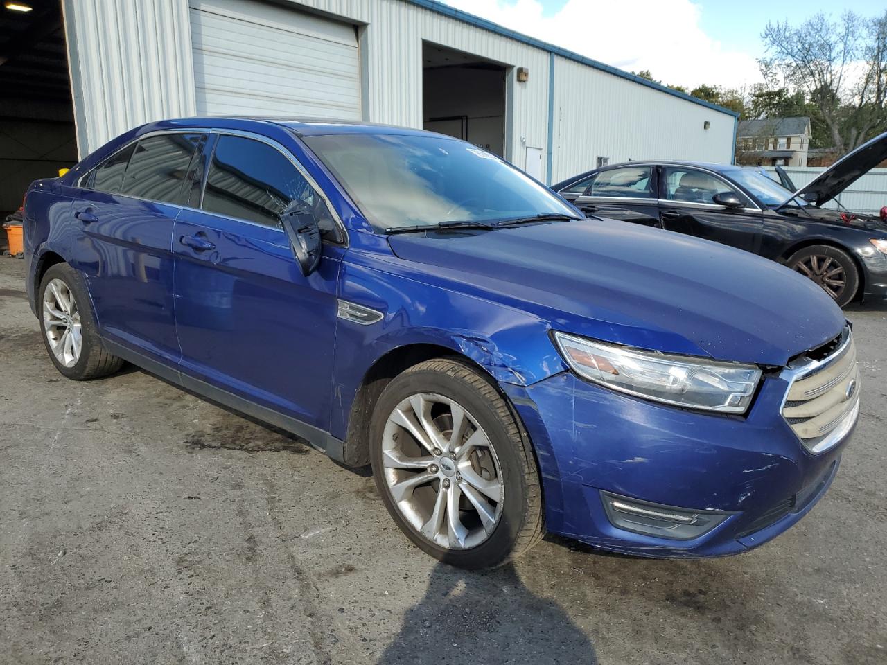 2013 Ford Taurus - Image 4
