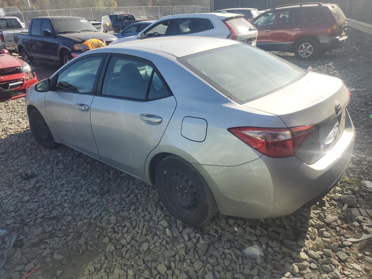 2018 Toyota Corolla L VIN: 5YFBURHE2JP800050 Lot: 78409744