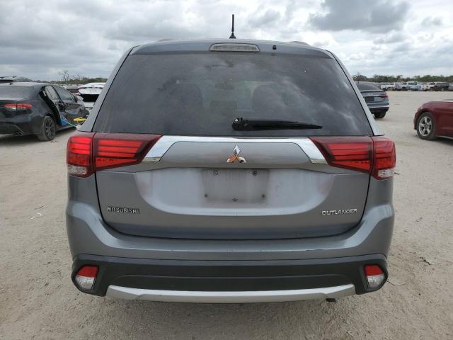  MITSUBISHI OUTLANDER 2016 Сріблястий