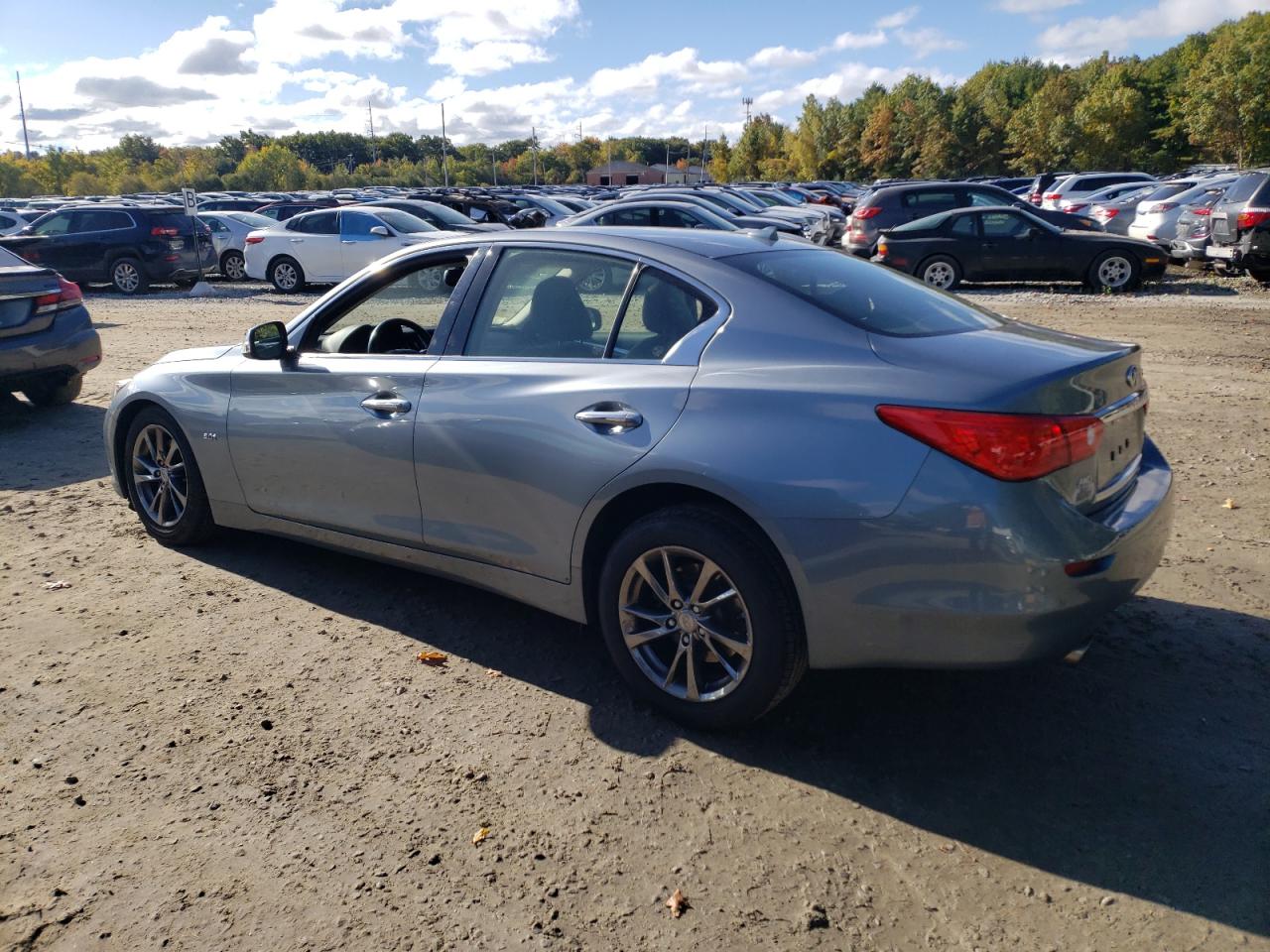 JN1EV7AR1HM840082 2017 Infiniti Q50 Premium