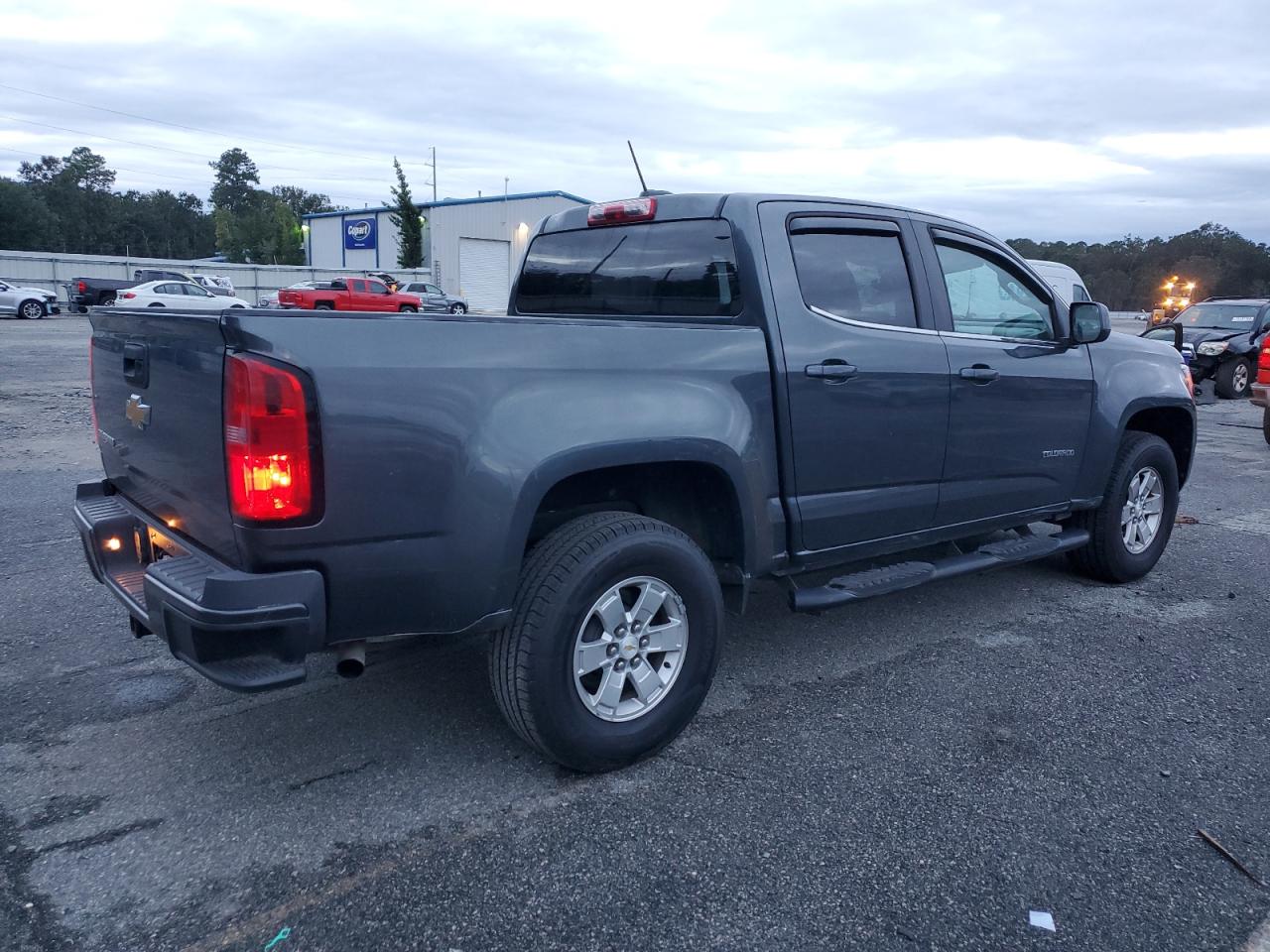 2016 Chevrolet Colorado - Image 3