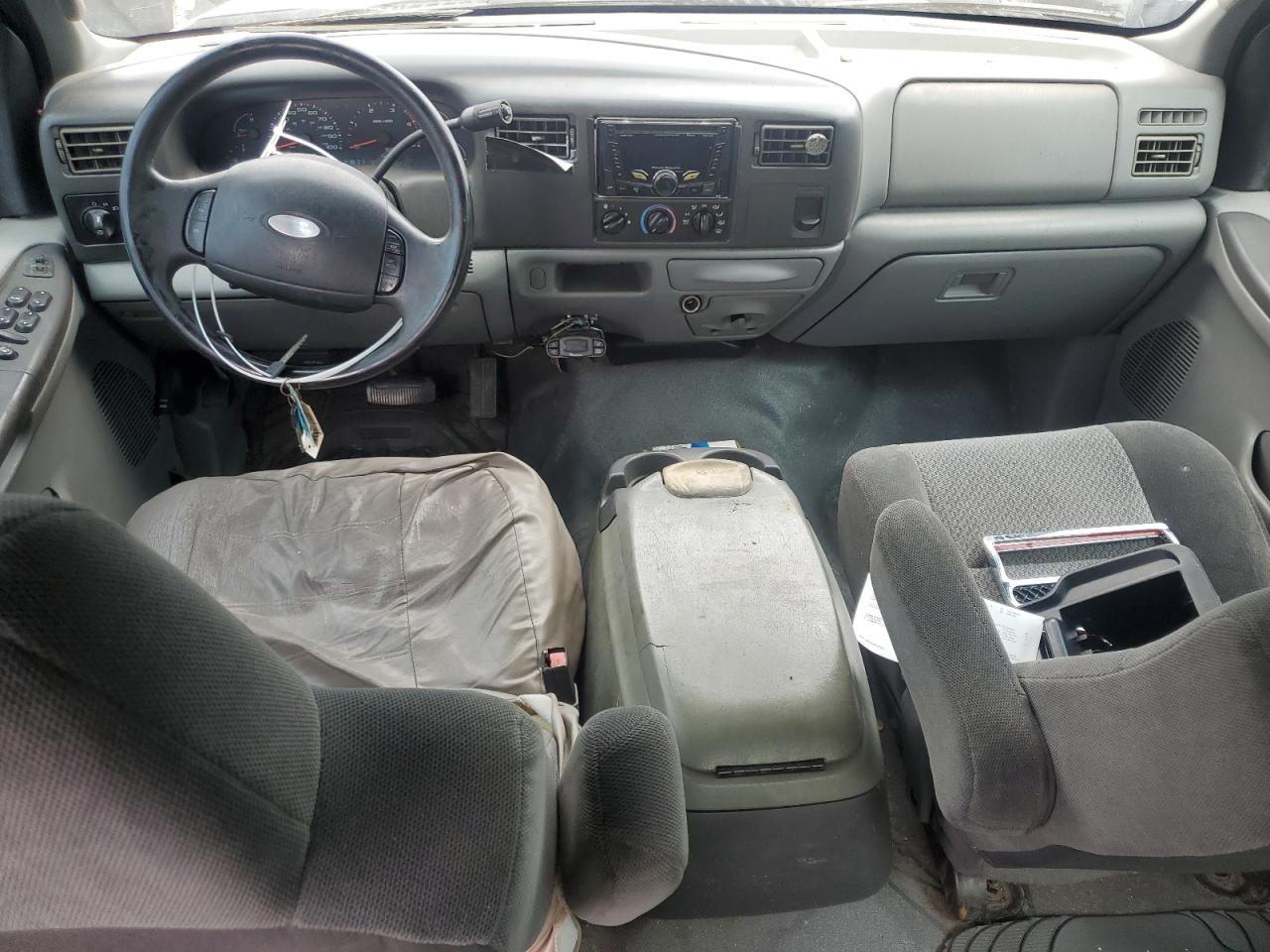 2003 Ford F350 - Image 8