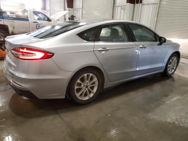 3FA6P0HD9LR224407 Ford Fusion SE 3