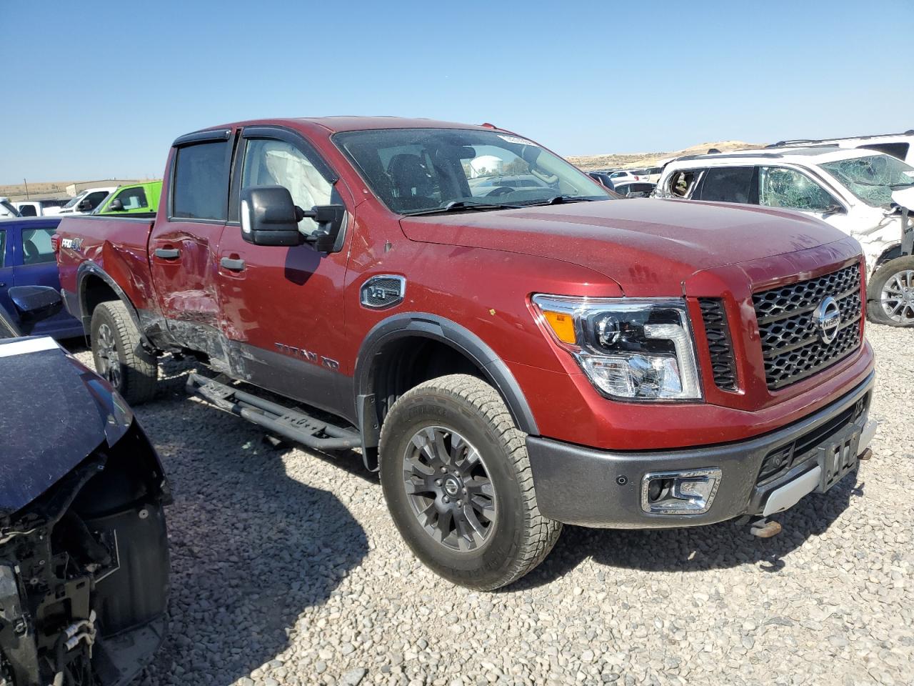 1N6AA1F46HN529031 2017 Nissan Titan Xd Sl