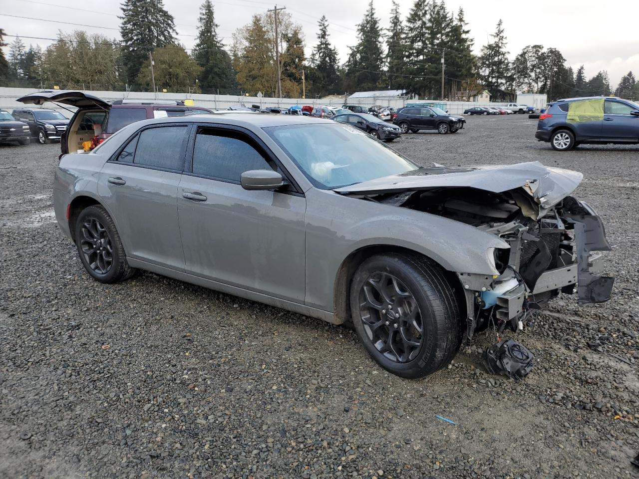 2019 Chrysler 300 - Image 4