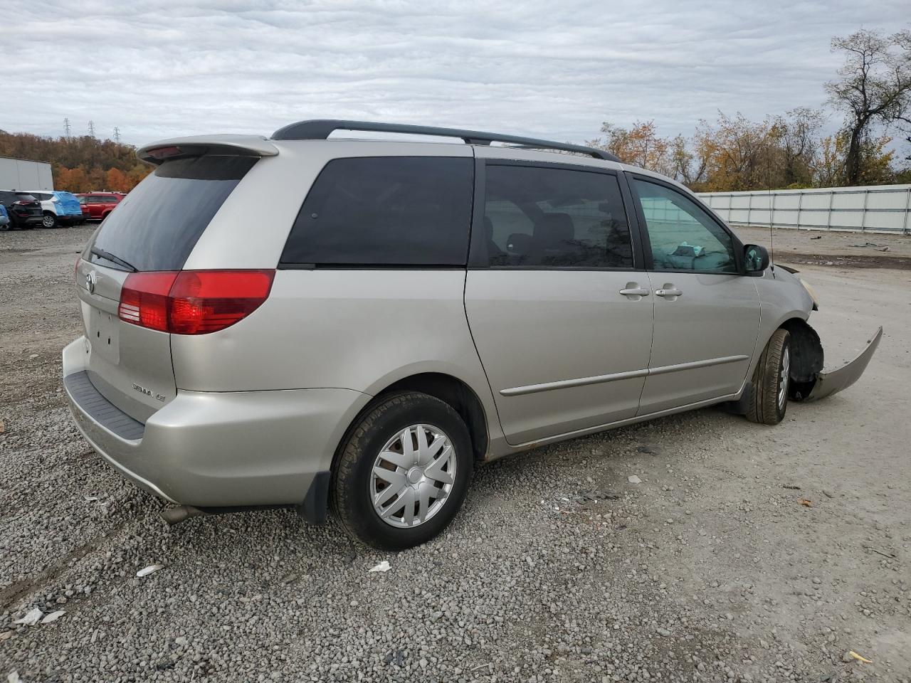 2004 Toyota Sienna Ce VIN: 5TDZA23C24S146358 Lot: 76701284