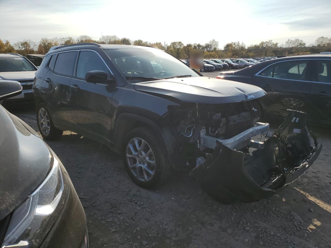 VIN 3C4NJDFB9NT109229 2022 JEEP COMPASS no.4