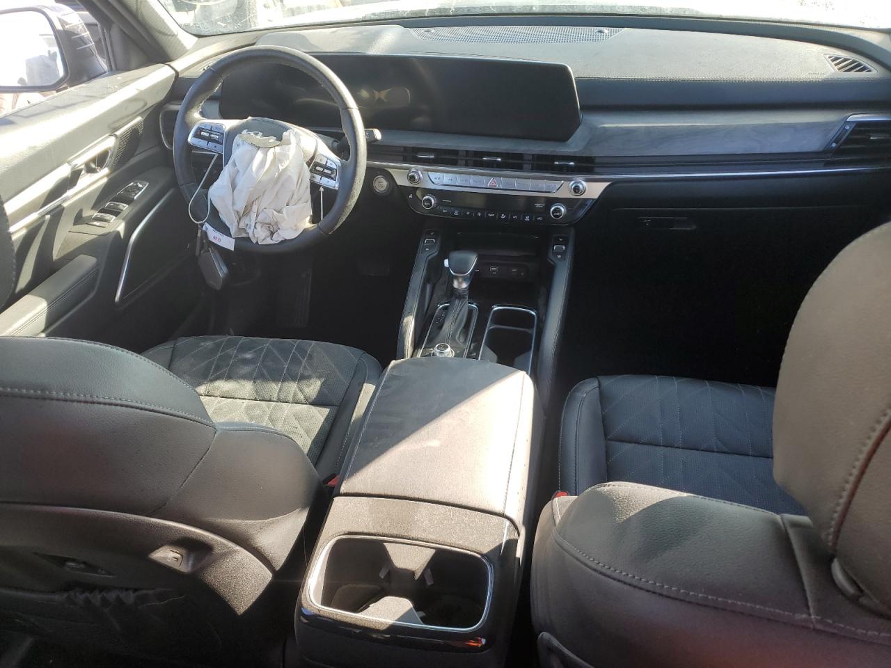 2024 Kia Telluride - Image 8