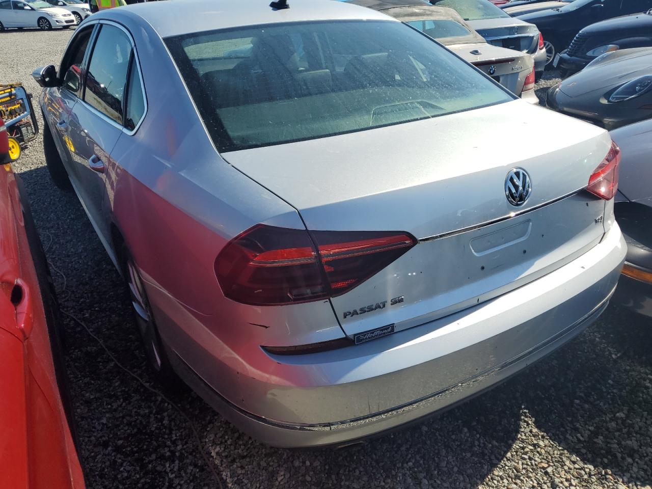 1VWBA7A39JC029596 2018 VOLKSWAGEN PASSAT - Image 2