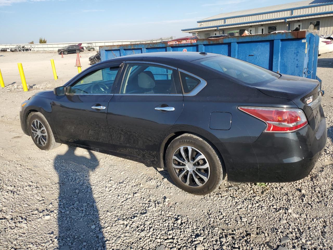 2015 Nissan Altima - Image 2
