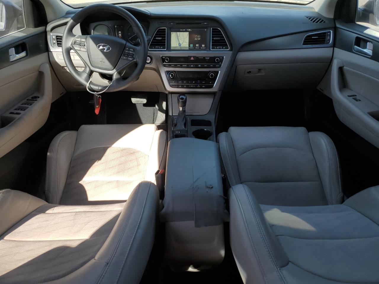 2015 Hyundai Sonata - Image 8