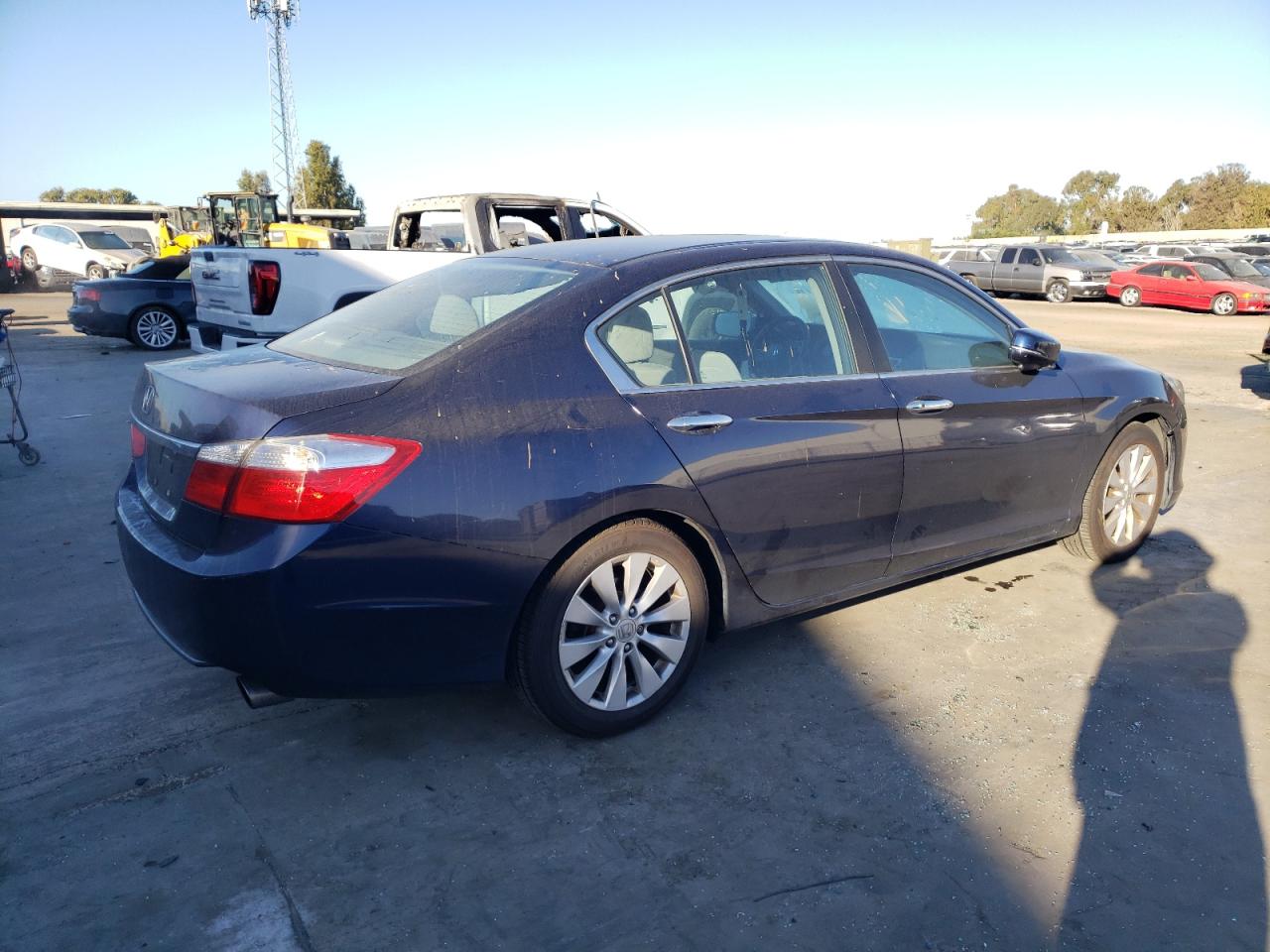 VIN 1HGCR2F79DA047225 2013 HONDA ACCORD no.3