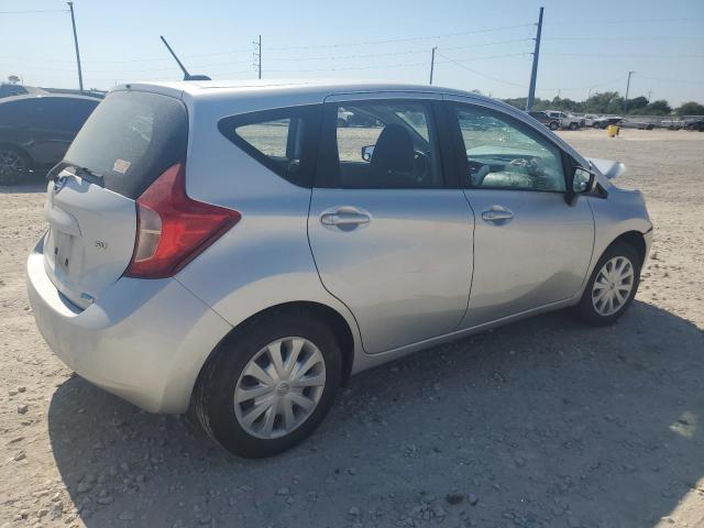  NISSAN VERSA 2016 Сріблястий