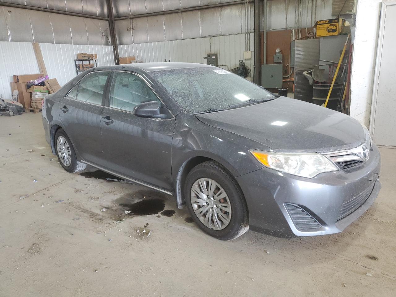 2012 Toyota Camry - Image 4